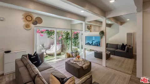 4571 Inglewood Blvd #2, Culver City, CA 90230