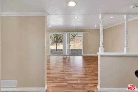Living - 2039 Malcolm St, Simi Valley, CA 93065 photo 1 of 5