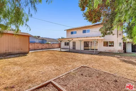 Exterior - 2039 Malcolm St, Simi Valley, CA 93065 photo 4 of 6