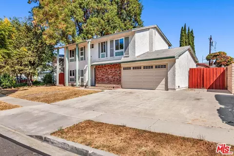 Exterior - 2039 Malcolm St, Simi Valley, CA 93065 photo 2 of 6