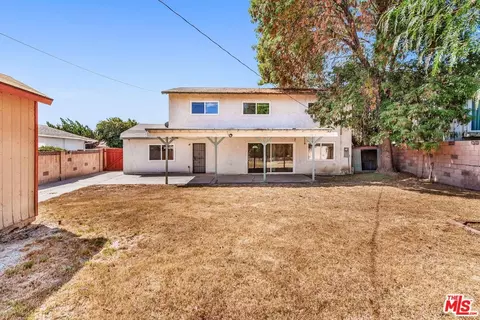 Exterior - 2039 Malcolm St, Simi Valley, CA 93065 photo 5 of 6