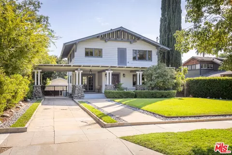 990 E Howard St, Pasadena, CA 91104