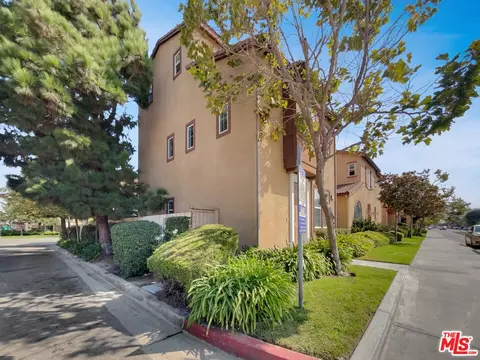 1094 N A St #14, Oxnard, CA 93030 photo 9
