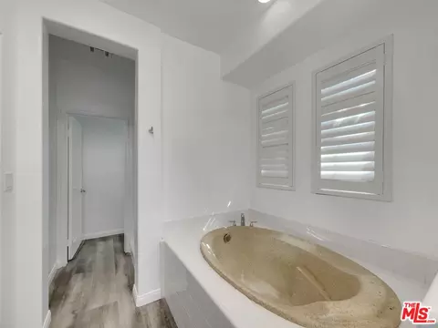 1094 N A St #14, Oxnard, CA 93030 photo 21