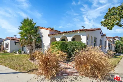 1031 W 82nd St, Los Angeles, CA 90044
