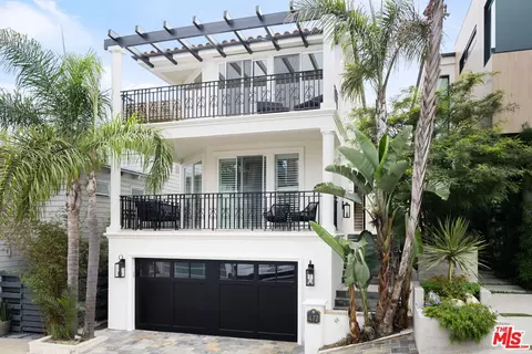472 29th St, Manhattan Beach, CA 90266