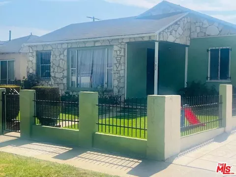 1702 W Arbutus St, Compton, CA 90220 photo 1