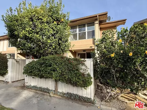 5215 S Sepulveda Blvd #18D, Culver City, CA 90230