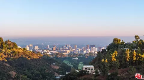 1300 Linda Flora Dr, Los Angeles, CA 90049