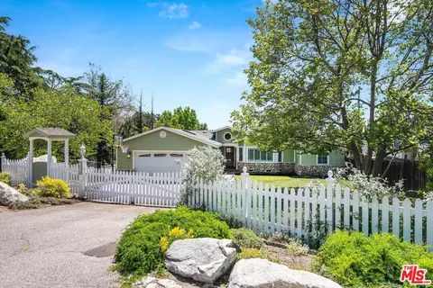 2424 Prospect Ave, Montrose, CA 91020