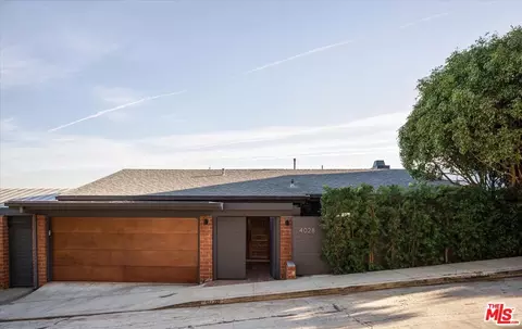4028 Braeburn Way, Los Angeles, CA 90027