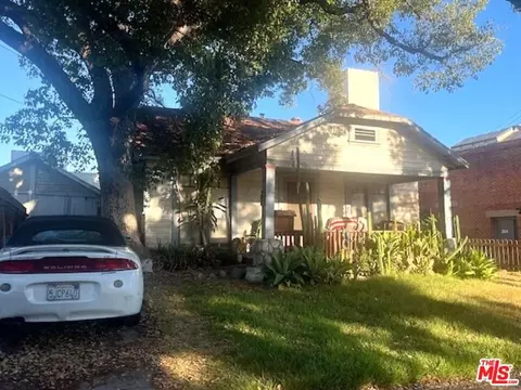 24 N Roosevelt Ave, Pasadena, CA 91107