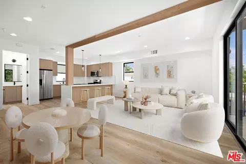 5545 Calhoun Ave, Sherman Oaks, CA 91401 photo 8