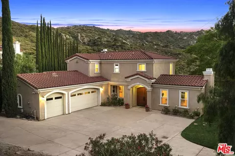 Exterior - 969 Crown Hill Dr, Simi Valley, CA 93063 photo 24 of 25