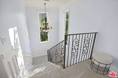 Entry Way - 969 Crown Hill Dr, Simi Valley, CA 93063 photo 2 of 3