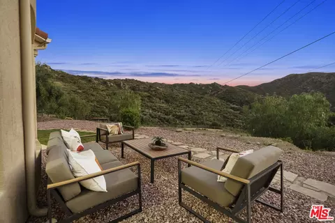 Other - 969 Crown Hill Dr, Simi Valley, CA 93063 photo 5 of 6