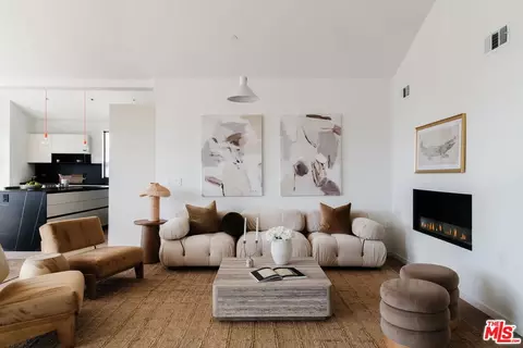 1618 Hilts Ave #PH 1, Los Angeles, CA 90024