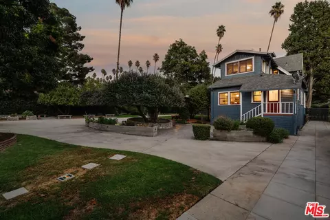 Exterior - 967 Palm Ter, Pasadena, CA 91104 photo 27 of 31