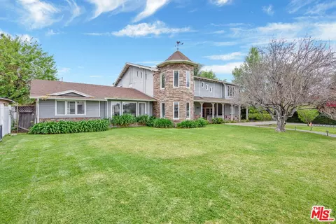 1920 Page Ave, Fullerton, CA 92833