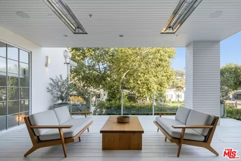 309 E Rustic Rd, Santa Monica, CA 90402 photo 13