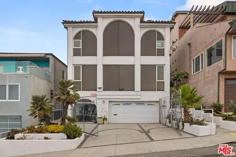 147 Napoleon St, Playa Del Rey, CA 90293