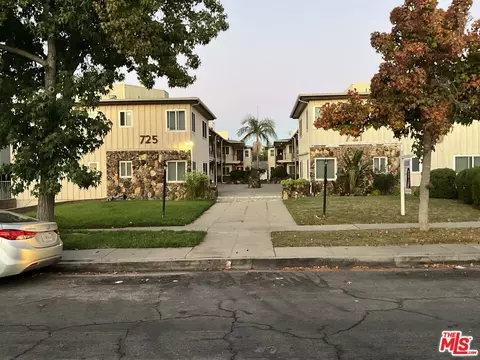725 Larch St #10, Inglewood, CA 90301
