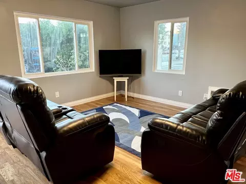 13357 Victory Blvd, Van Nuys, CA 91401 photo 20