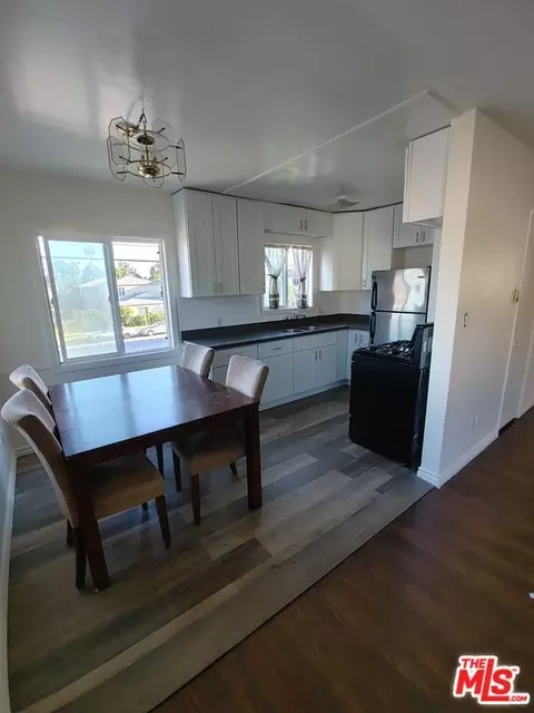 13357 Victory Blvd, Van Nuys, CA 91401 photo 34