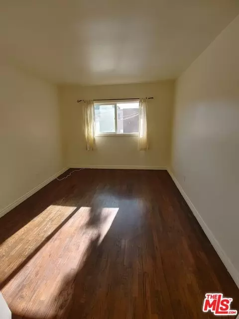 13357 Victory Blvd, Van Nuys, CA 91401 photo 37