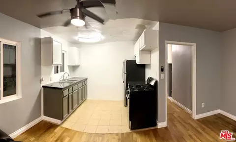 13357 Victory Blvd, Van Nuys, CA 91401 photo 17