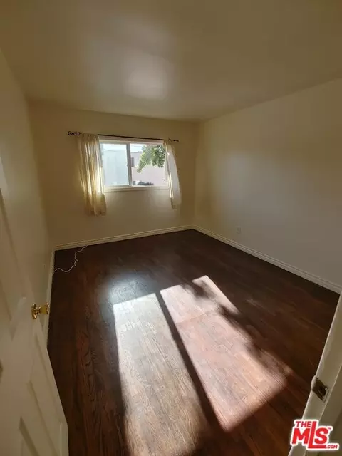 13357 Victory Blvd, Van Nuys, CA 91401 photo 39