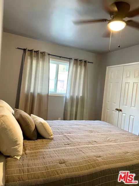 13357 Victory Blvd, Van Nuys, CA 91401 photo 14