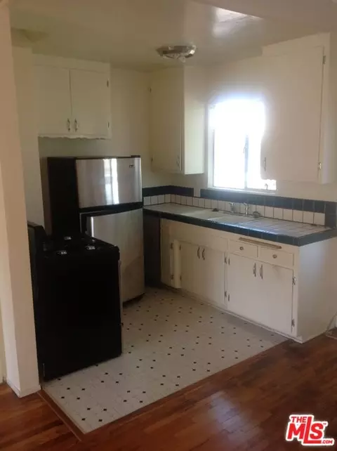 13357 Victory Blvd, Van Nuys, CA 91401 photo 42