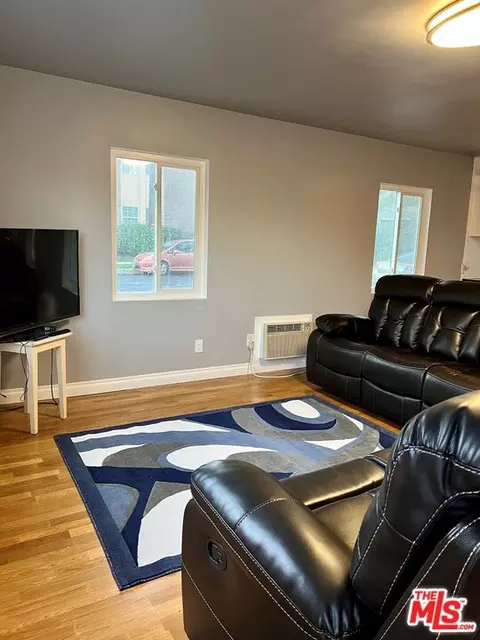 13357 Victory Blvd, Van Nuys, CA 91401 photo 22
