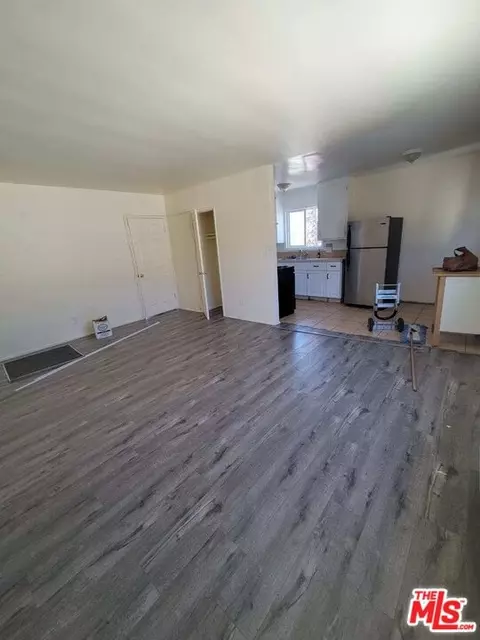 13357 Victory Blvd, Van Nuys, CA 91401 photo 46