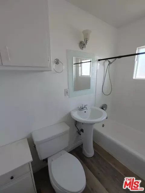 13357 Victory Blvd, Van Nuys, CA 91401 photo 36