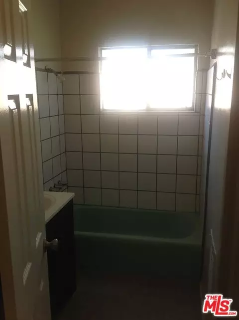 13357 Victory Blvd, Van Nuys, CA 91401 photo 45