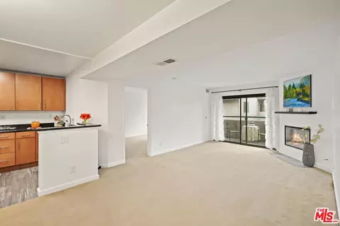 8300 Manitoba St #219, Playa Del Rey, CA 90293
