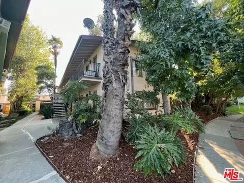 19406 Gilmore St, Reseda, CA 91335 photo 1