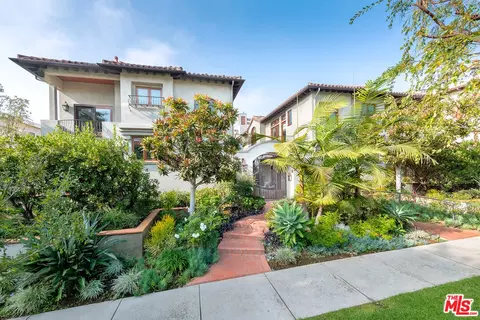 838 16th St #4, Santa Monica, CA 90403