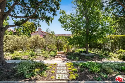 604 N Arden Dr, Beverly Hills, CA 90210