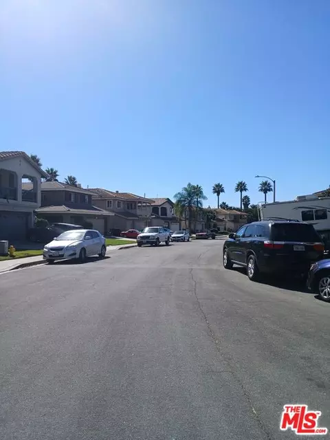 View/Area - 14238 Farralon Ct, Fontana, CA 92336 photo 1 of 1