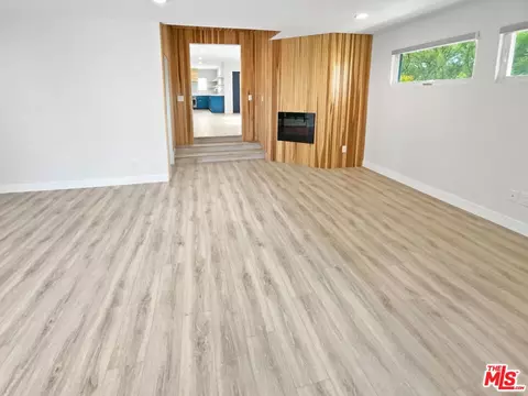 8121 Lubec St, Downey, CA 90240 photo 3