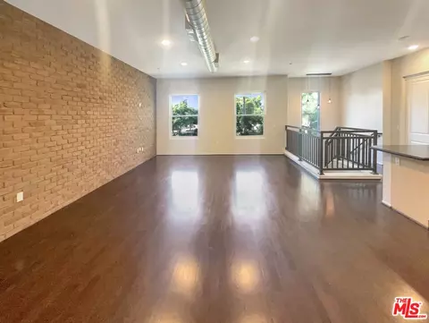 Living - 357 Town Ct, Fullerton, CA 92832 photo 4 of 5