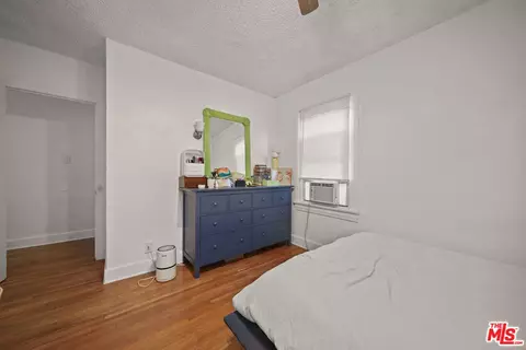 Bedroom - 533 E Windsor Rd, Glendale, CA 91205 photo 6 of 7