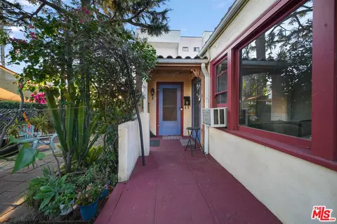 Exterior - 533 E Windsor Rd, Glendale, CA 91205 photo 6 of 15