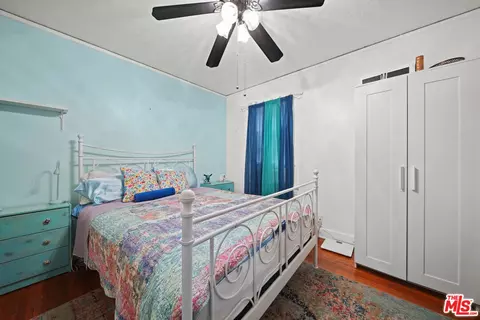 Bedroom - 533 E Windsor Rd, Glendale, CA 91205 photo 2 of 7