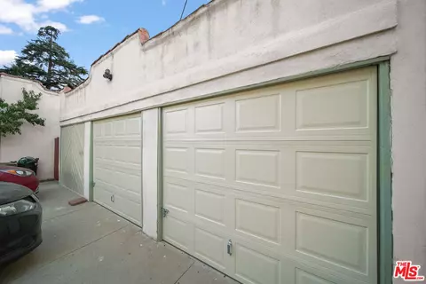 Exterior - 533 E Windsor Rd, Glendale, CA 91205 photo 14 of 15