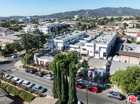 View/Area - 533 E Windsor Rd, Glendale, CA 91205 photo 3 of 6