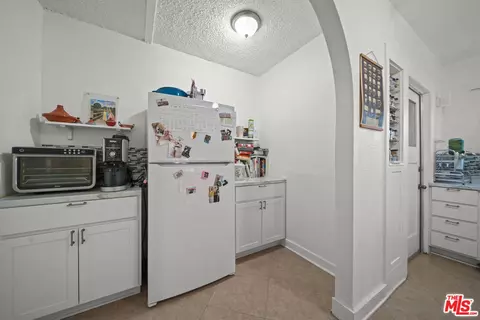 Other - 533 E Windsor Rd, Glendale, CA 91205 photo 6 of 14